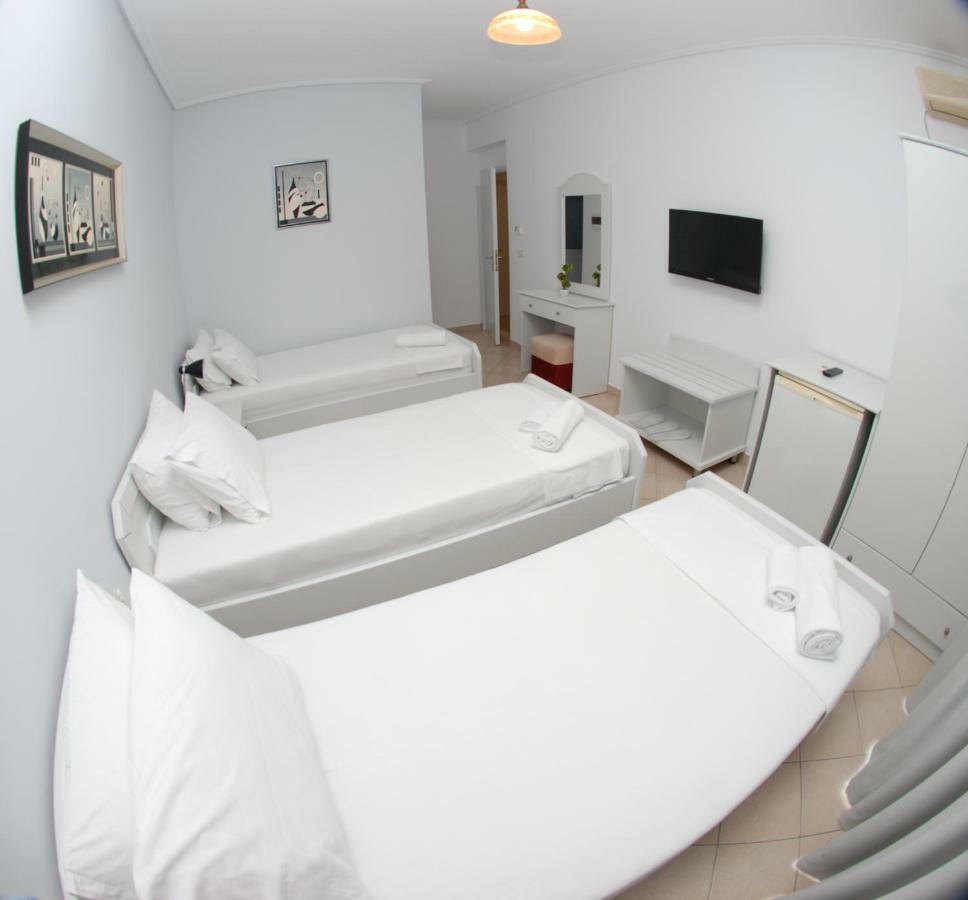 Hotel Ms Sarandë エクステリア 写真