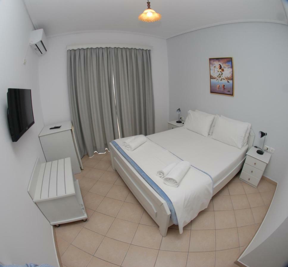 Hotel Ms Sarandë エクステリア 写真