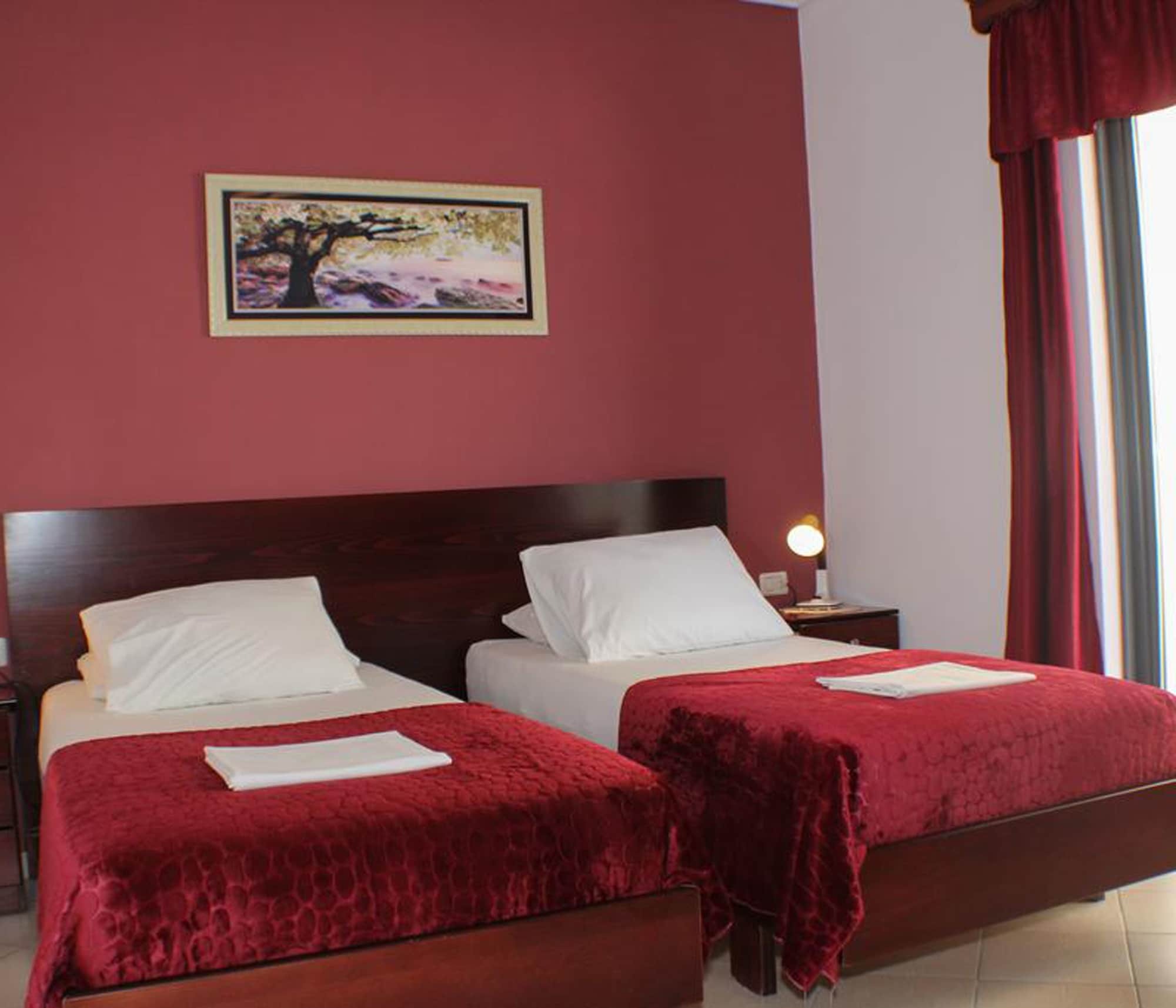 Hotel Ms Sarandë エクステリア 写真