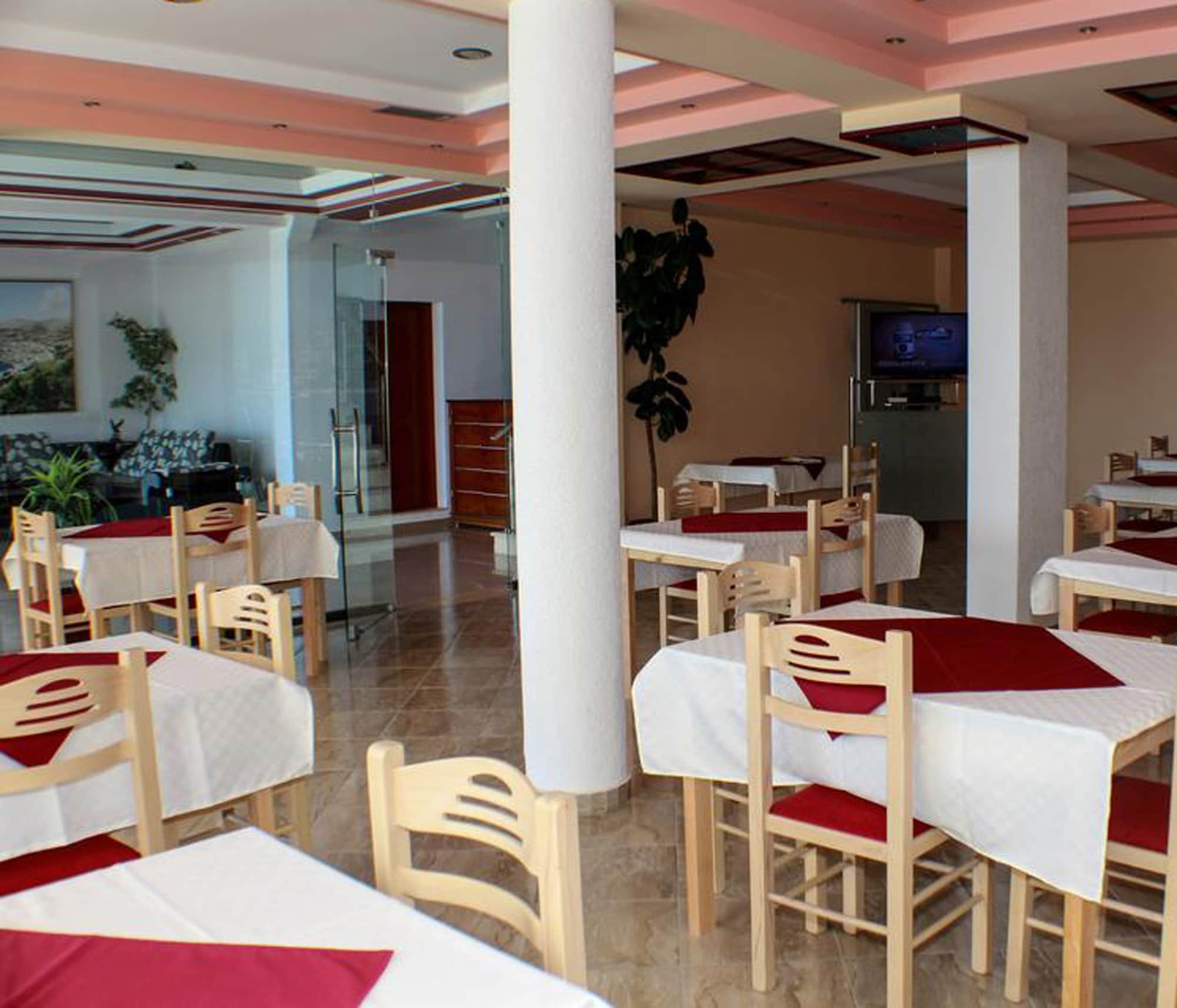 Hotel Ms Sarandë エクステリア 写真
